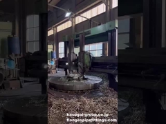 Bearbeitung mit einer großen vertikalen Drehmaschine für ASME/ANSI B16.5/B16.47 Flansche